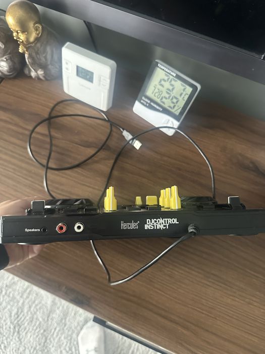 Consolo Dj Hercules control instinct