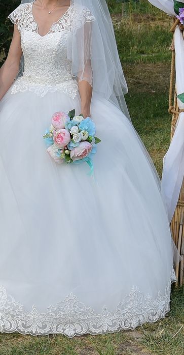 Продам свадебное платье