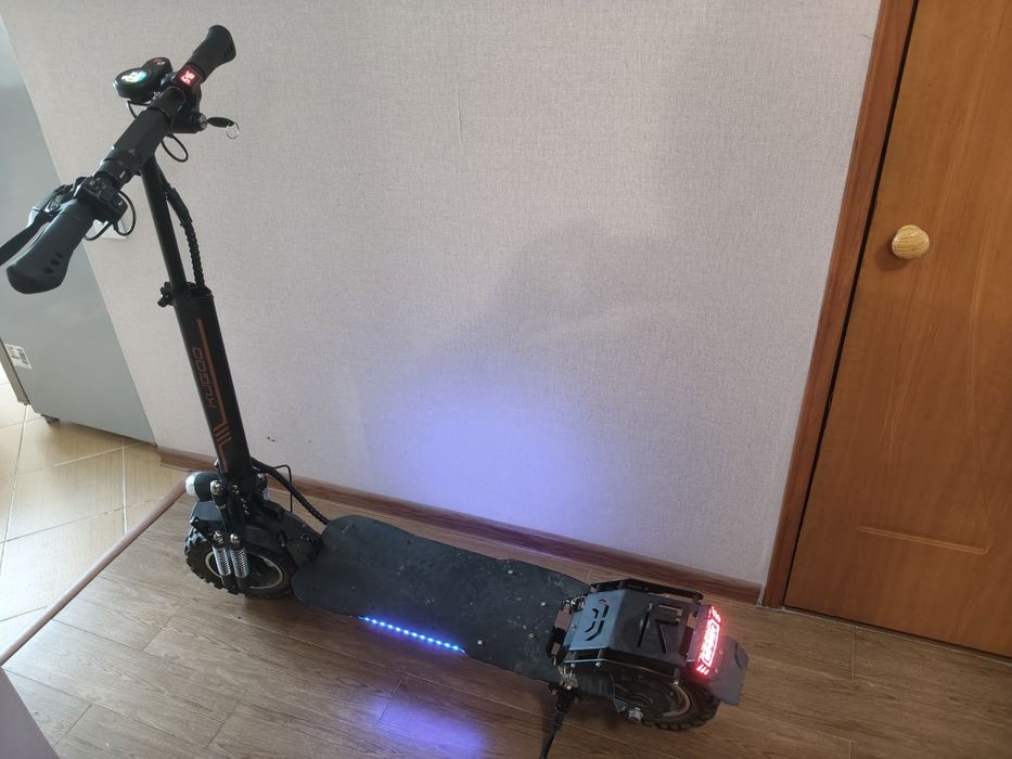 Продается электросамокат