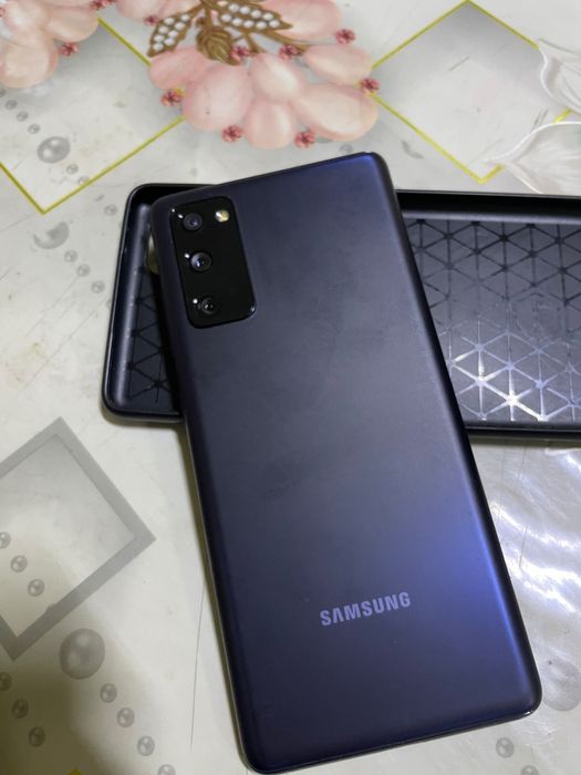 Samsung s20 fe 6/128Gb