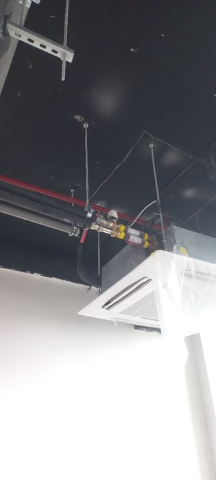 Делаем отопление, тянем газопровод, конструкции.