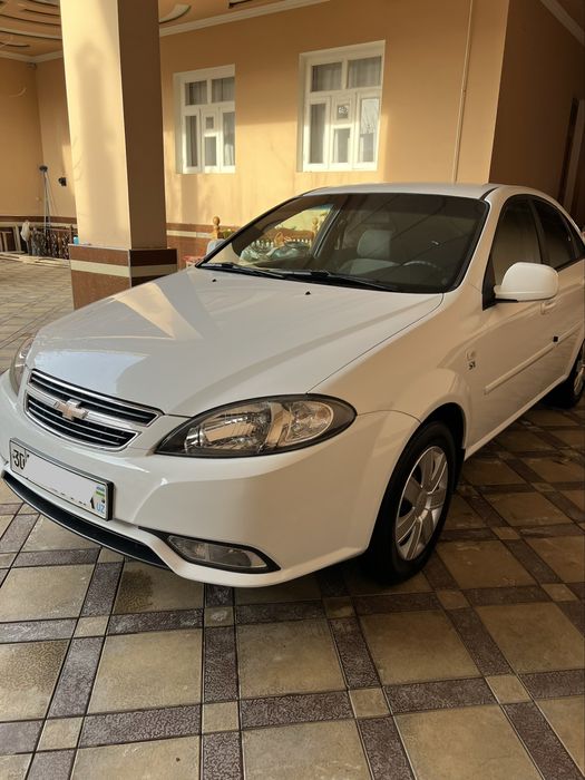 Jentra Toza xolati ideal