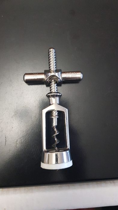 Vand un desfacator sticle vin