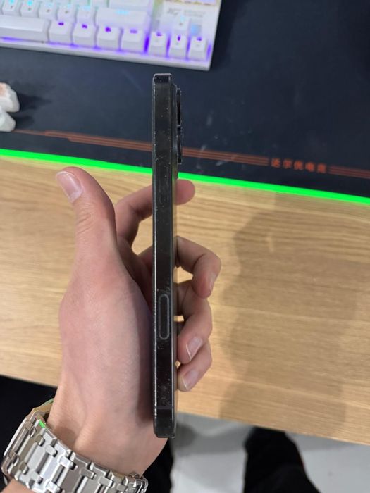 Айфон 16 про макс и 13 про макс