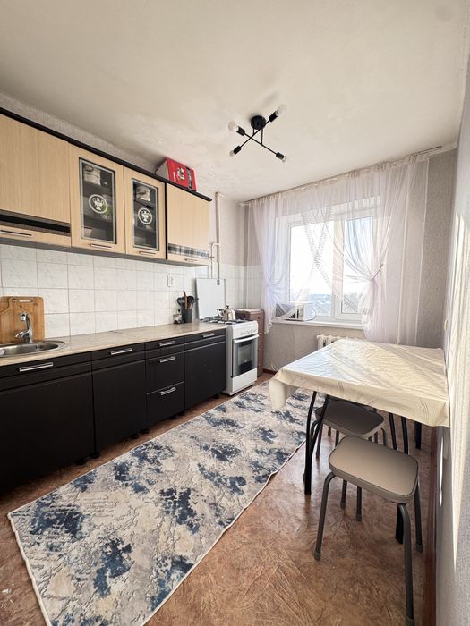 Продам 3х комн кв район Строитель