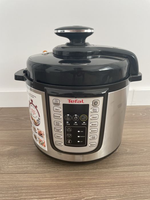 Vand Oala sub presiune Tefal