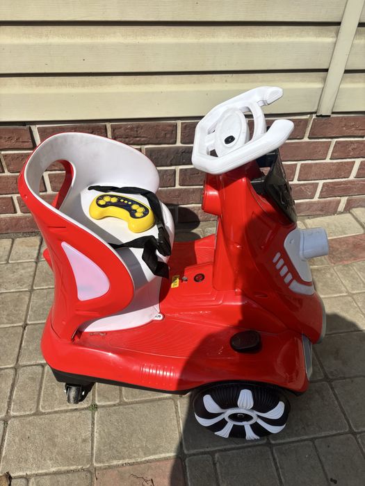 Машинка на радоуправлении