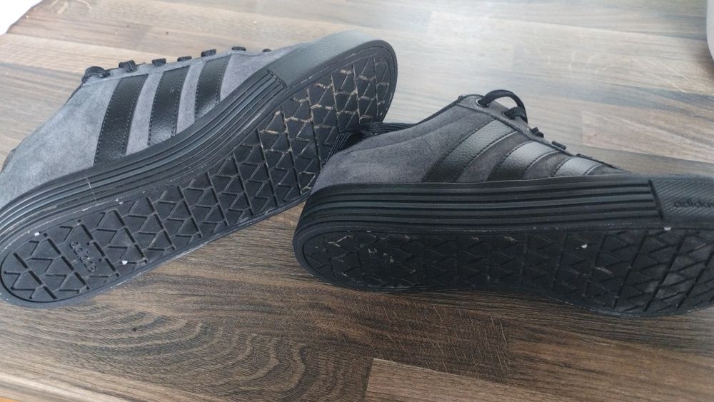 Маратонки Adidas