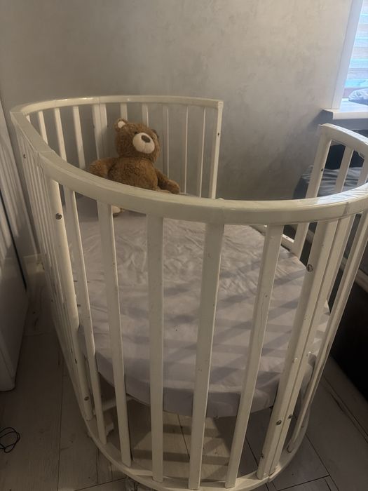 Продам детскую кроватку