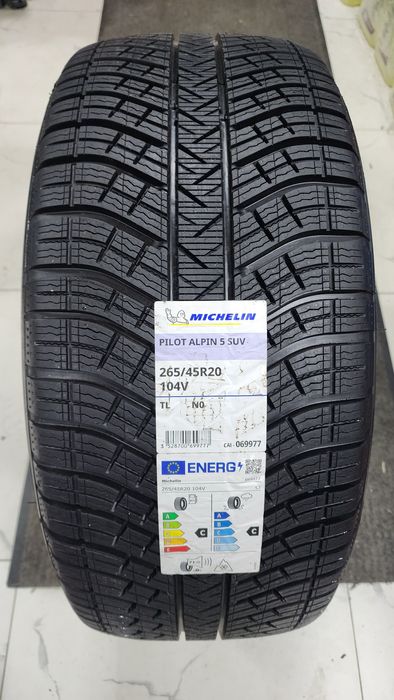 Michelin pilot alpin 5 suv 265/45r20