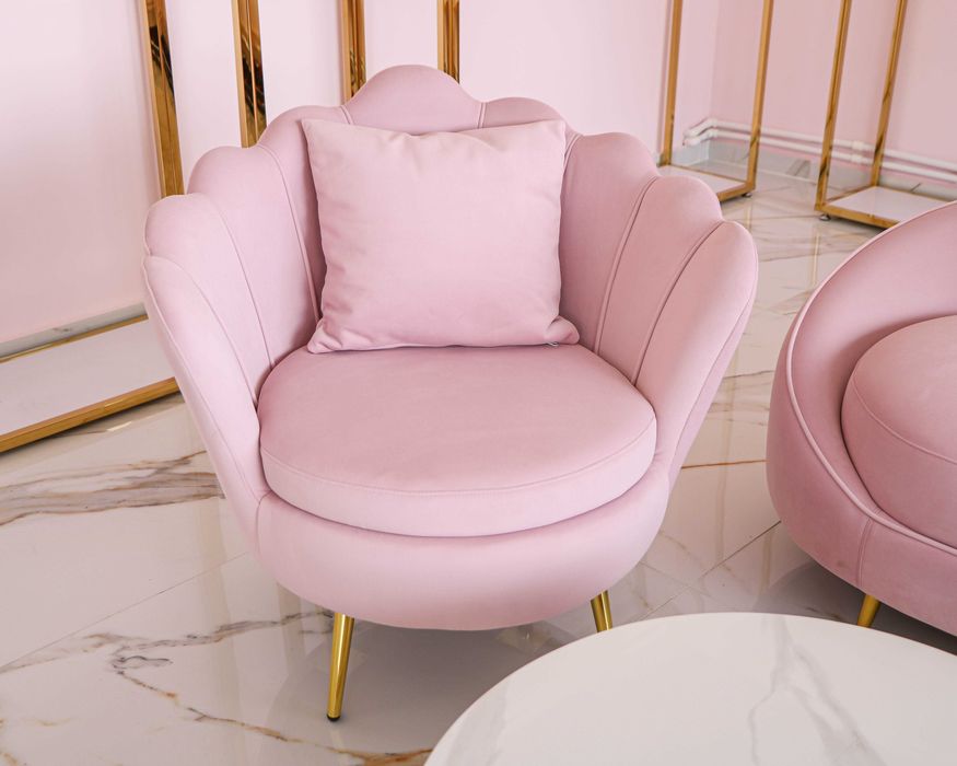 Set Canapea cu 2 fotolii Roz | Elegant si Rafinat pentru spatii de lux
