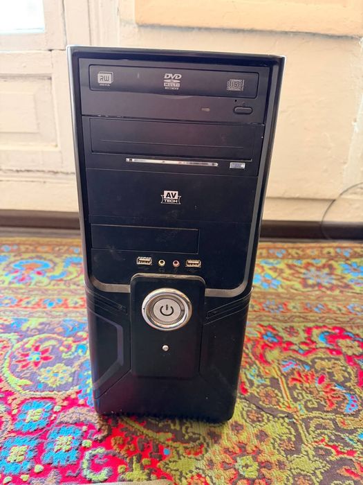 Продаётся компютер