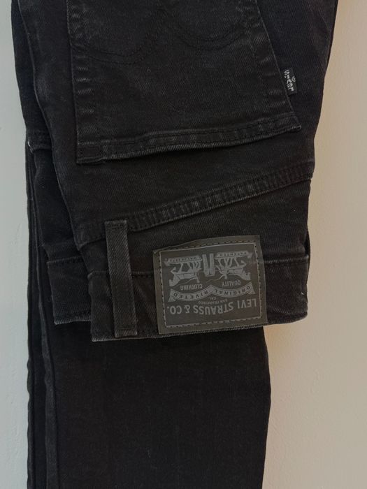 НОВА ЦЕНА! Нови дънки Levi’s high waisted mom jeans