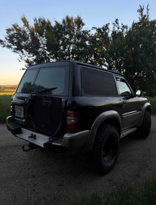Vand Nissan Patrol Y61 2.8 Autoutilitara