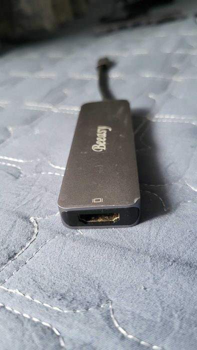 Hub Adapter pe usb C fuctional  50 lei