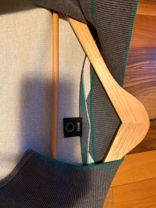 Hugo Boss сив елек