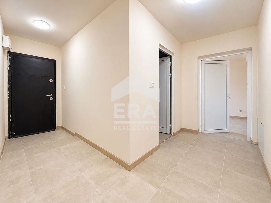 Продава се Тристаен апартамент в София, Люлин 10 - 117 кв.м за 2983 €/кв.м - Снимка #9