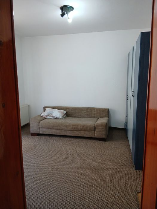 Garsoniera de inchiriat