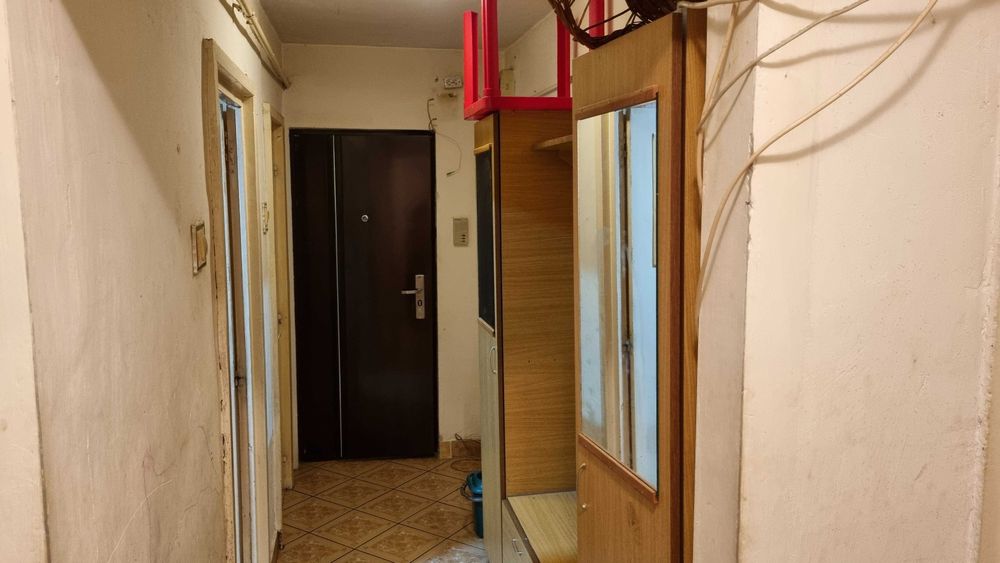 De vanzare apartament cu doua camere