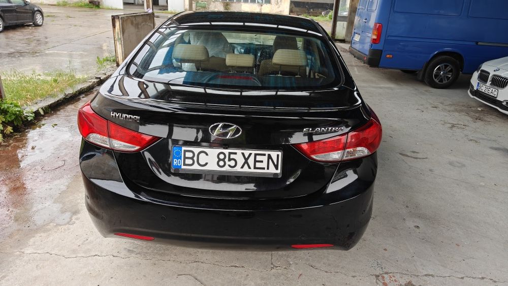 Hyundai Elantra 1.6 mpi 132 cai