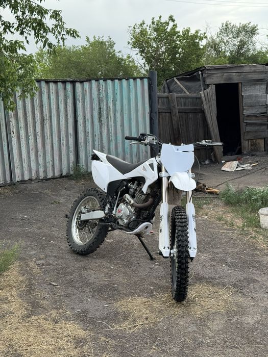 Продам эндуро 250 куб. см