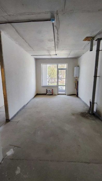 Продается 2/1/12 в ЖК "NRG Yangi Baxt" ор-р Рохат круг (RV)