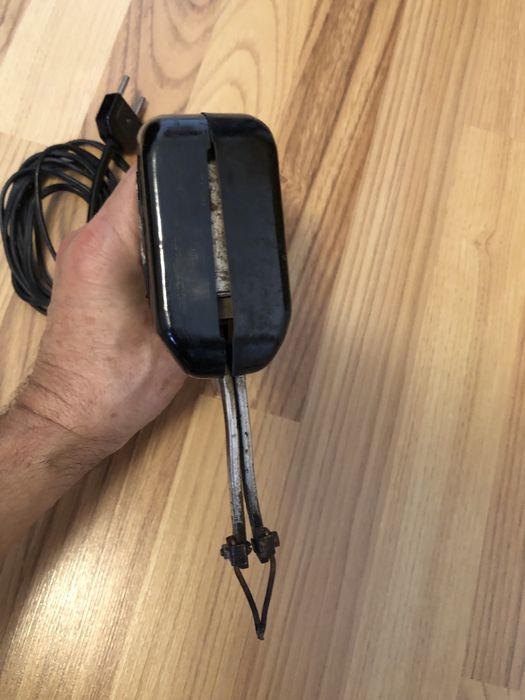 Pistol de lipit, romanesc