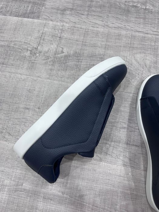 Новые кеды, не ношенные