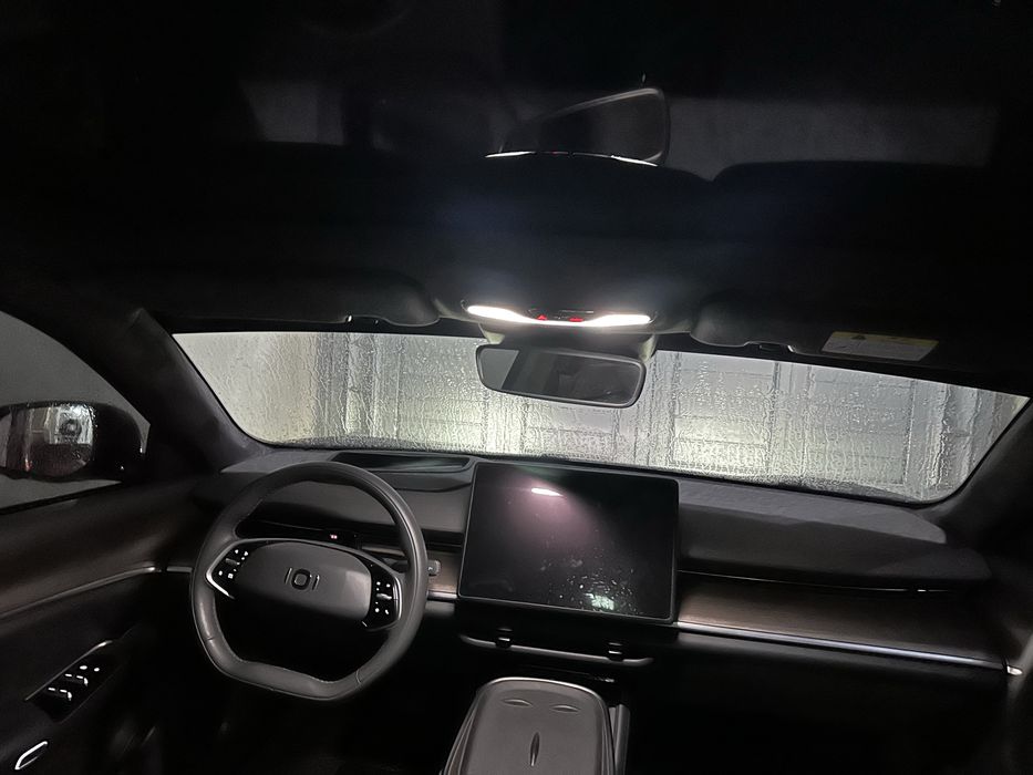 Eliktro mobil  Changan Nevo A07 ful holati idial