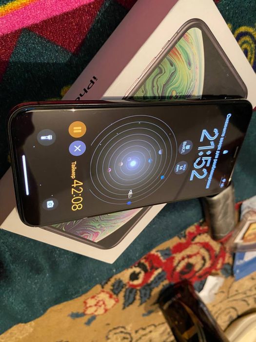 Iphone xs 64гб продам срочно