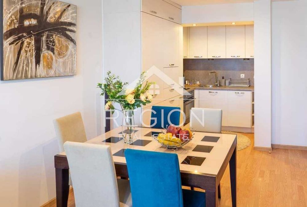 Дава се под наем Тристаен апартамент в Варна, Погреби - 70 кв.м за 433.5 € - Снимка #1