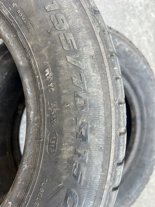 Vand 4 cauciucuri 195 70 15 C vara