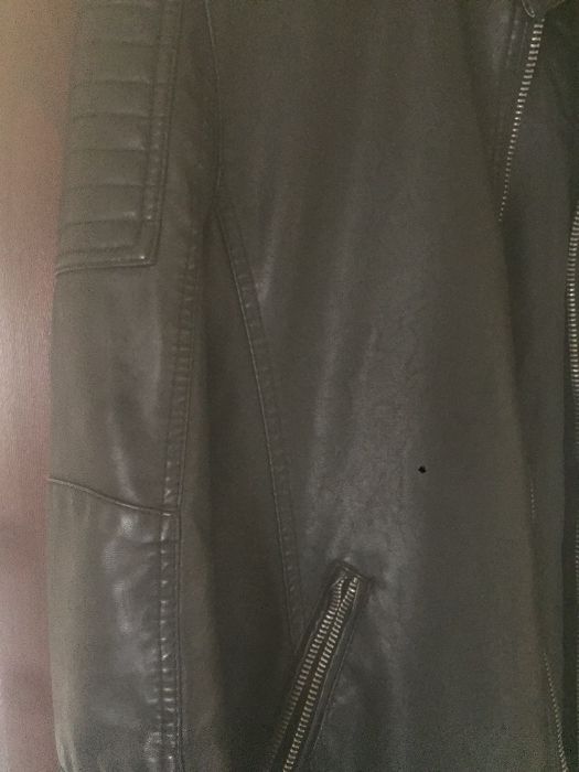 Vând geaca motor perfecta stare!