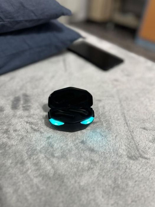 Căști bluetooth audio, fără fir, cu cutie USB, cu lumini ambientale