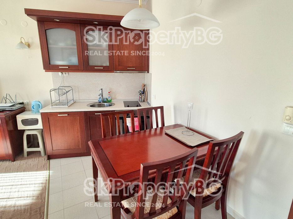 Двустаен апартамент с ТОП локация и невероятна гледка!