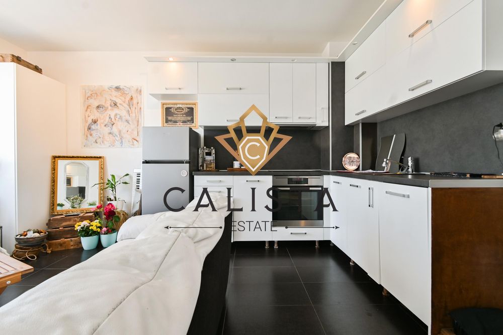 Продава се Едностаен апартамент в София, Манастирски ливади - 45 кв.м за 2335 €/кв.м - Снимка #1