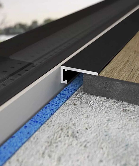 микроплинтус (щелевой плинтус)