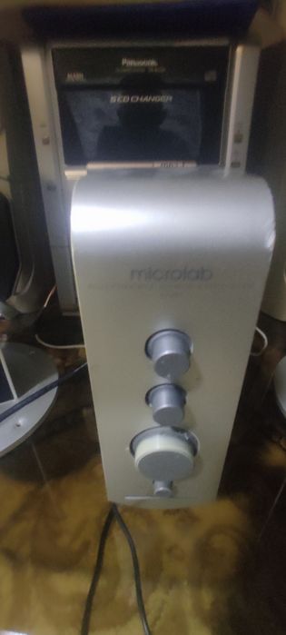 Продам усилитель с колонками