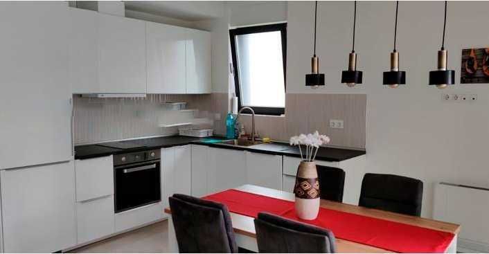 Дава се под наем Тристаен апартамент в София, Хладилника - 115 кв.м за 499.8 € - Снимка #1