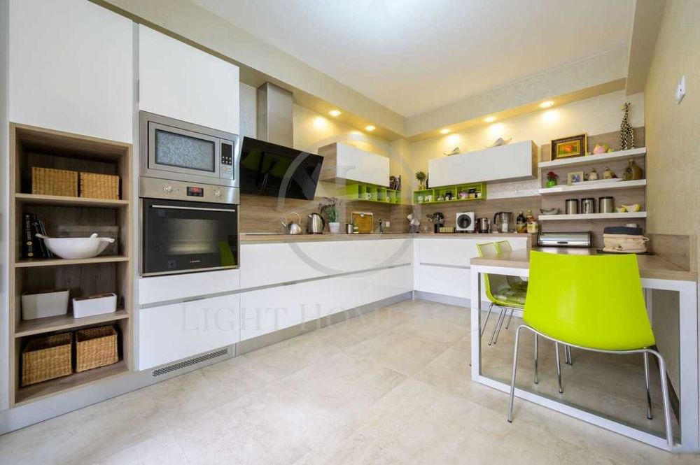 Продава се Къща в Пловдив, Христо Смирненски - 360 кв.м за 1192 €/кв.м - Снимка #4