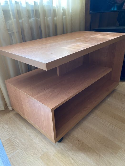 Продам тумбу под телевизор