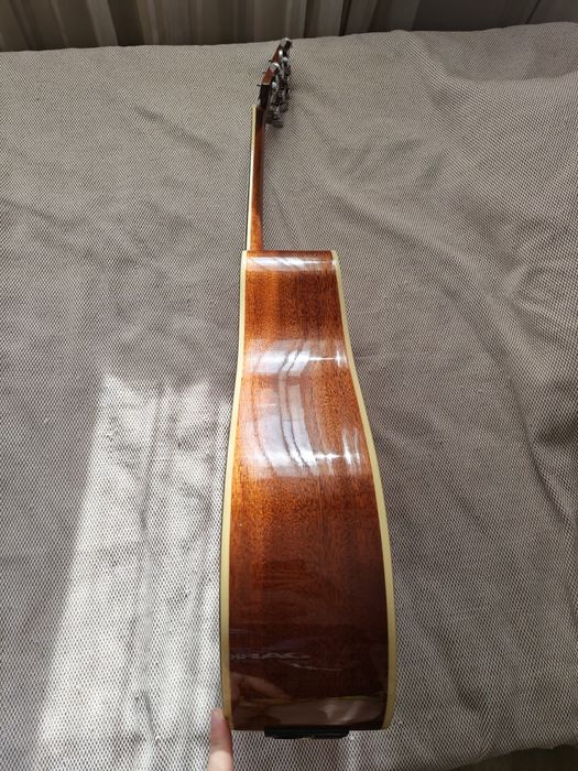 Акустична китара Washburn D10CEQSB Cutaway Dreadnought Quilt Top