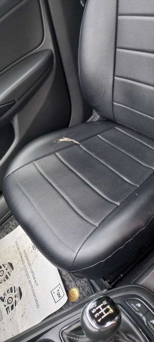 Продам авто чехлы из эко кожи на Lada Vesta (б/у)