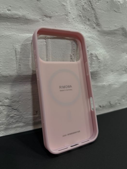 Rimowa Ballerina Pink Case for iPhone 17 Pro / Max