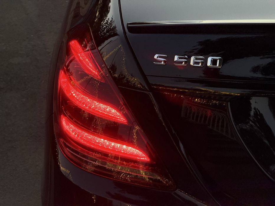 Mercedes Benz W222 S560 Long