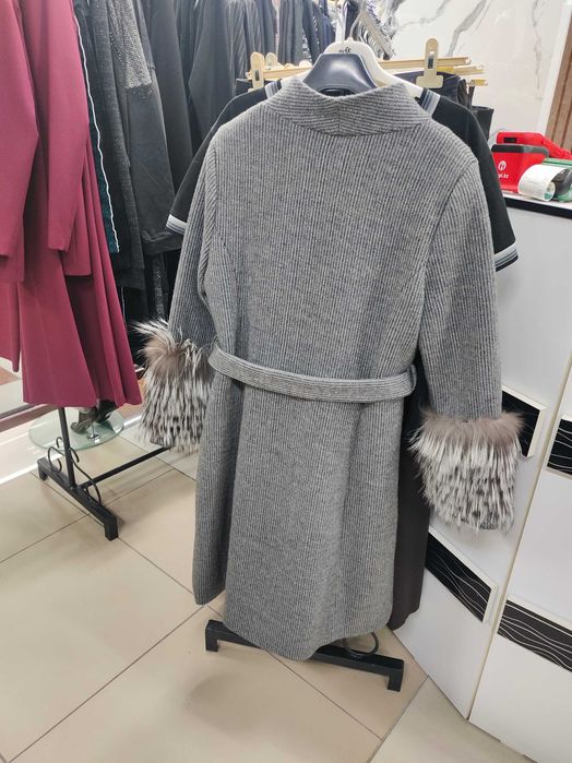 Продам пальто в хорошем состоянии