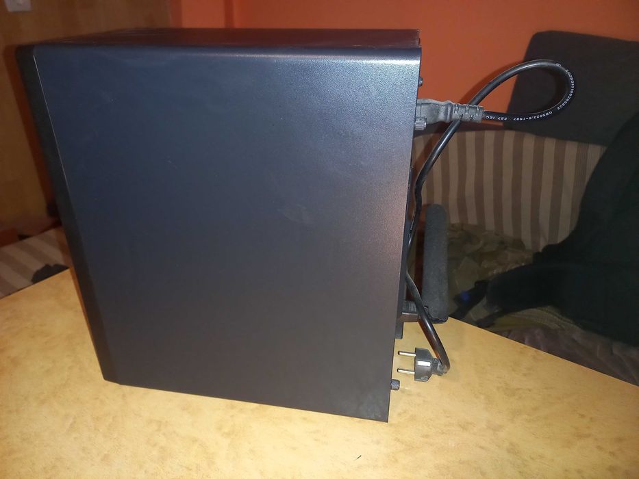 Компютър Ryzen 5, Vega R7