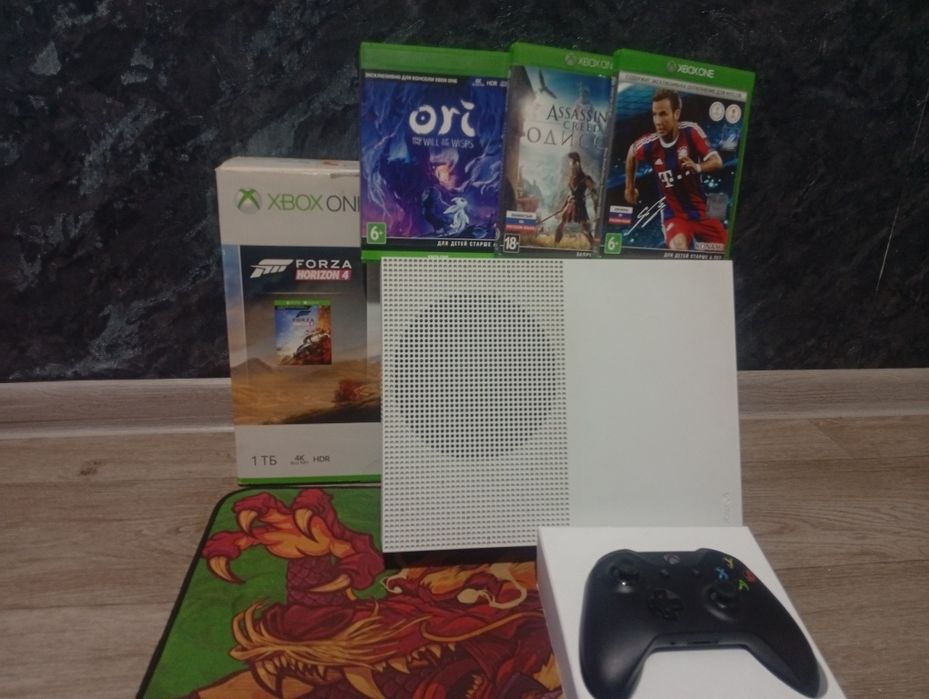 xbox one s 80.000тг С ТОРГОМ!