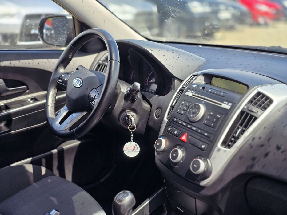 KIA Ceed 2011 — imagine 5