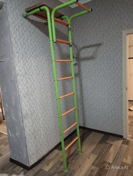 Продам шведскую стенку